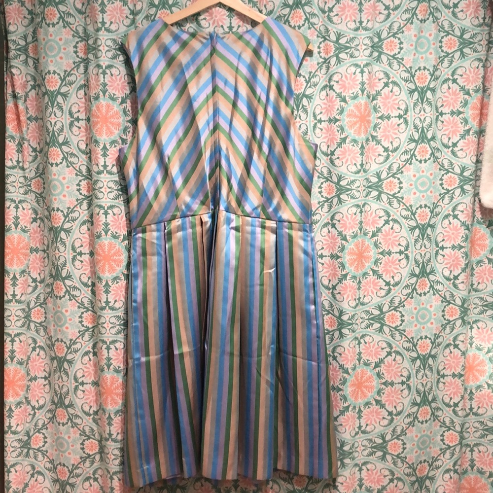 NWOT ModCloth Multi-Colored Stripped Dress NWOT - Picture 5 of 8